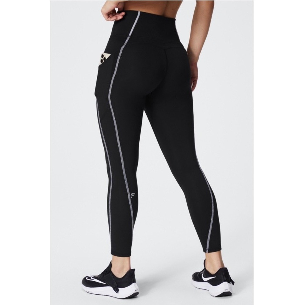 NWT Fabletics Oasis PureLuxe High-Waisted 7/8 Legging Black/White Size Small